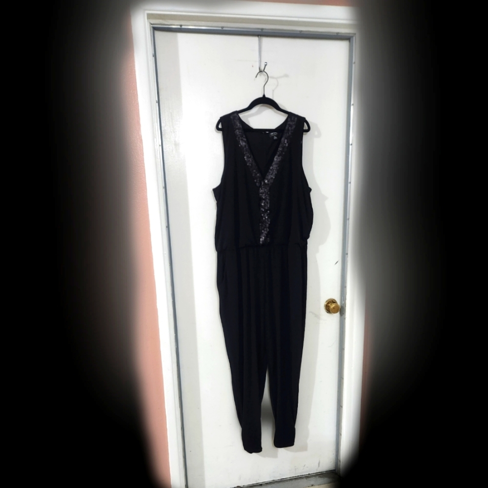 Black Sequined Jumper with Pockets